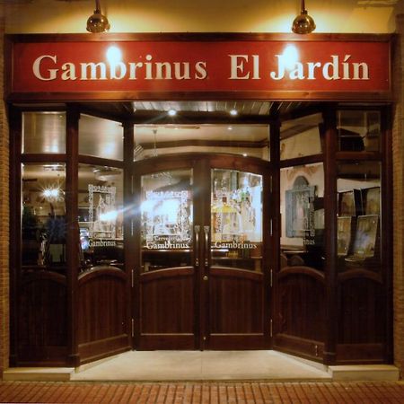 Hostal El Jardin Benidorm Exteriör bild